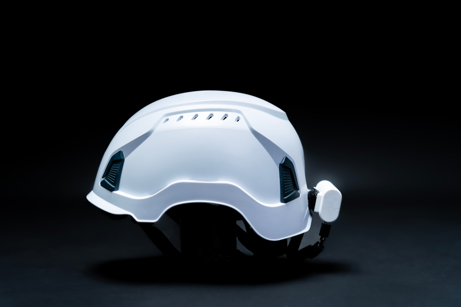 JetFuel cooling hard hat with integrated thermal module